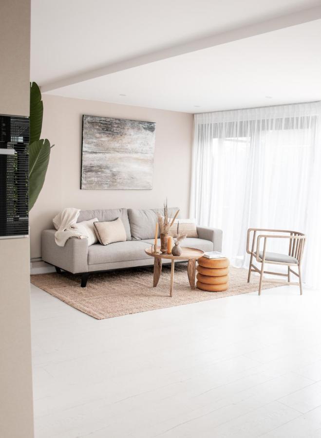 Luxe Vakantiehuis Nova Met Zwembad Ouddorp Esterno foto