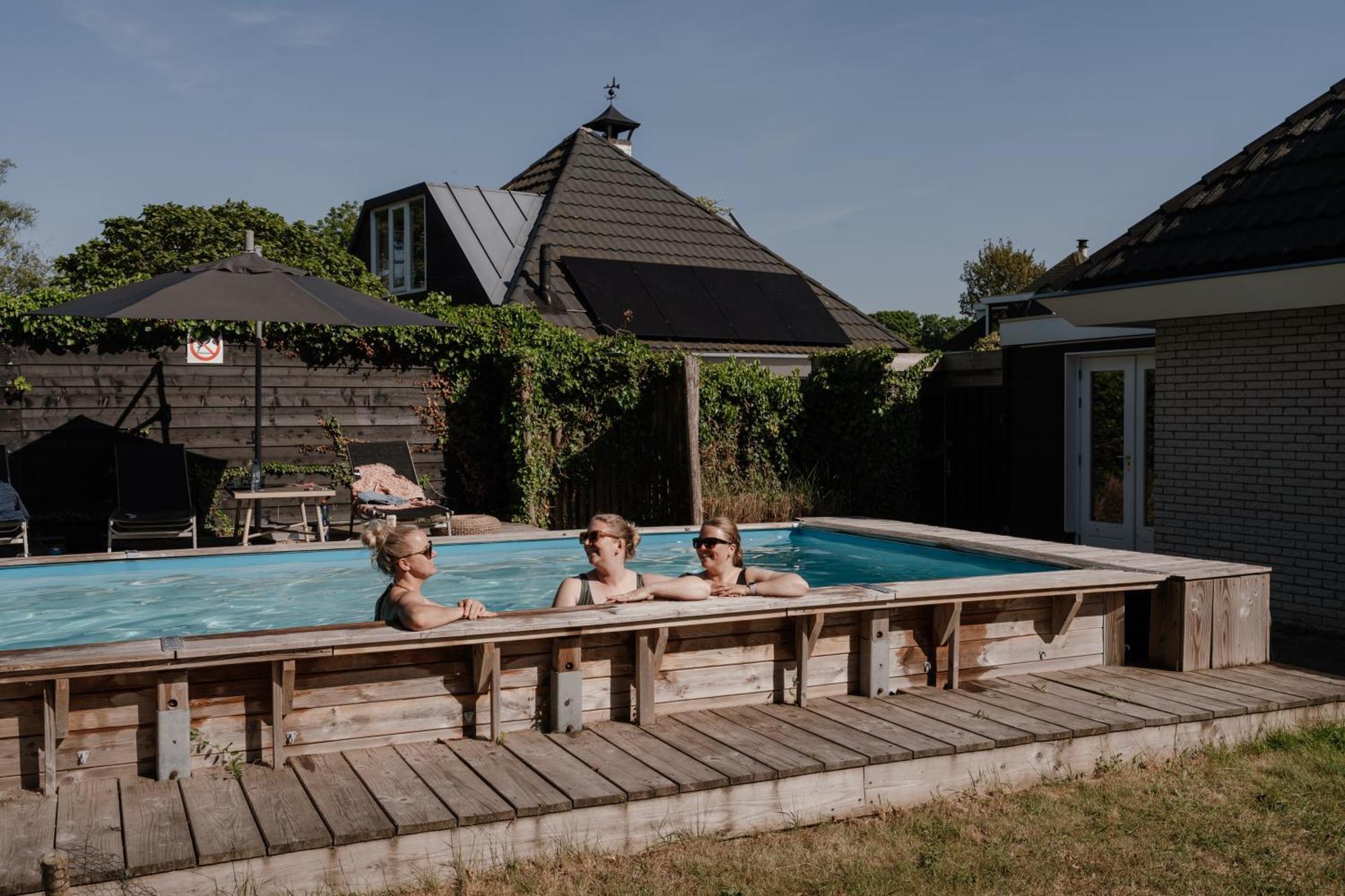 Luxe Vakantiehuis Nova Met Zwembad Ouddorp Esterno foto